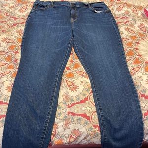 Old navy curvy Striaght size 16